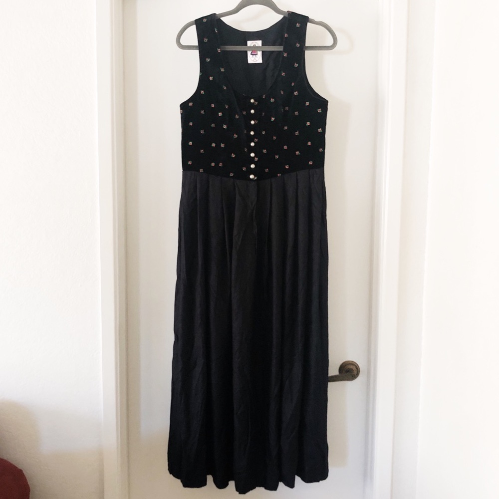 salzburger black dirndl austrian oktoberfest dress